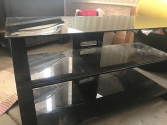 Black Glass Tv Stand