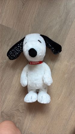 Peanuts Snoopy dancing with music interactive