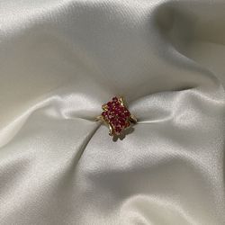 10k Gold Ruby Cluster Ring