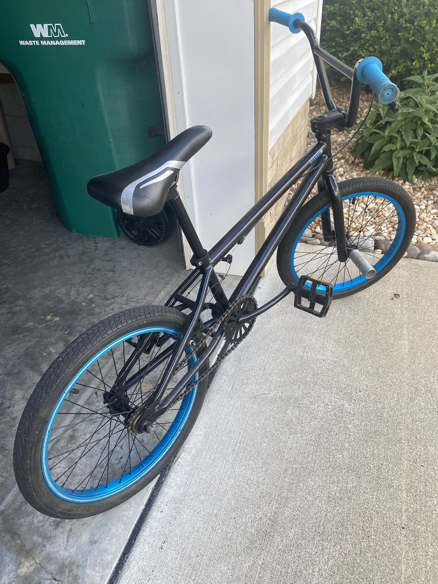 **USED** BMX Bike