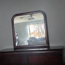 Vanity Dresser 150$