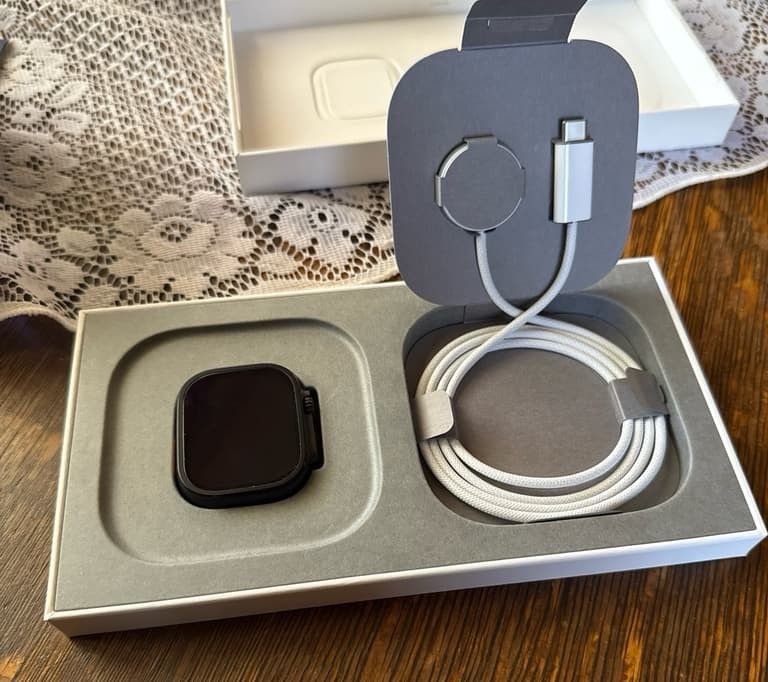 Apple Watch Ultra 2 black 49mm w/ box