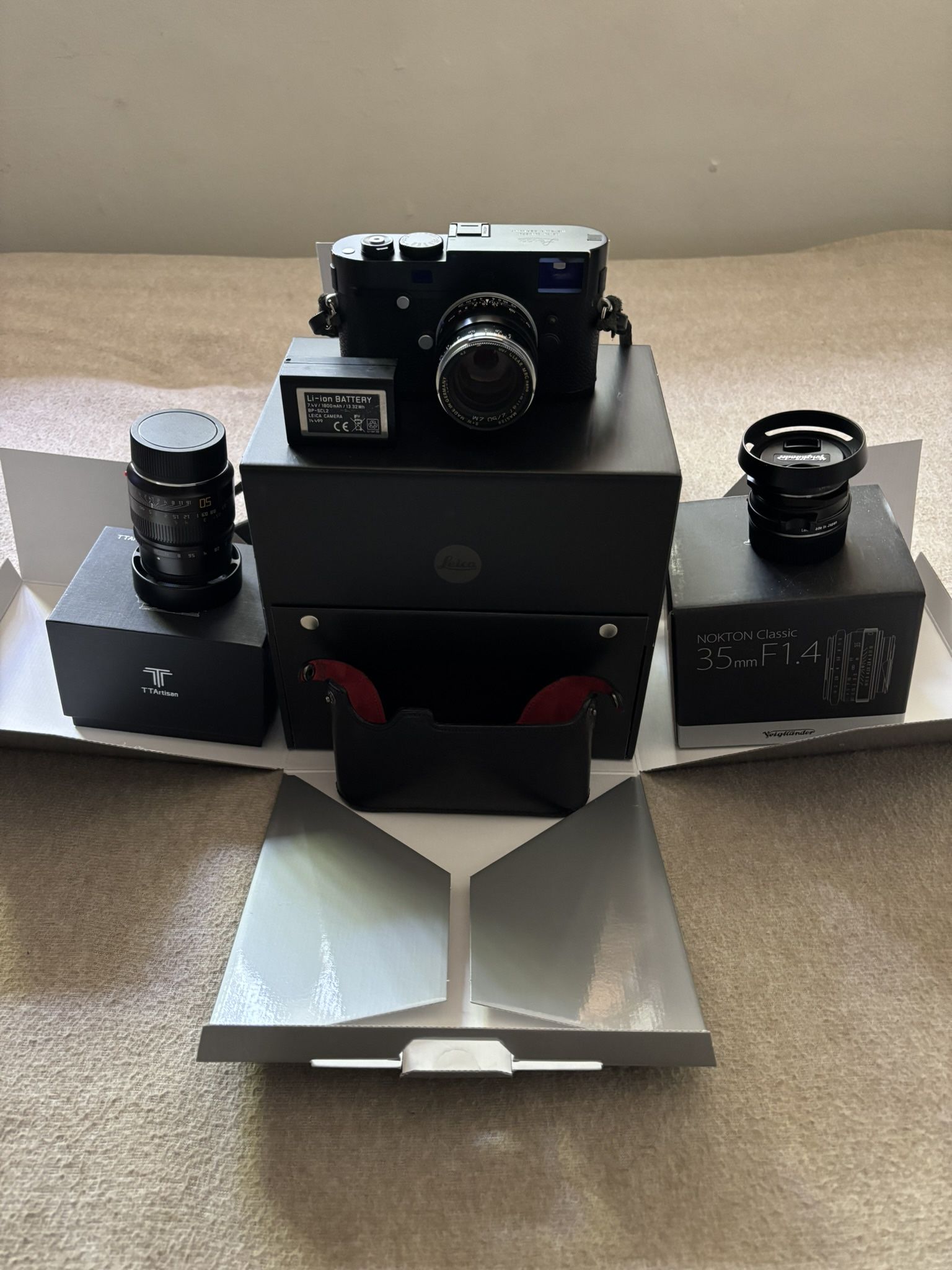 Leica M240P Full Package