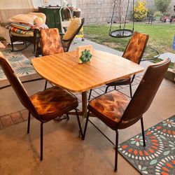 Vintage 70s Dinette Table & Chairs 