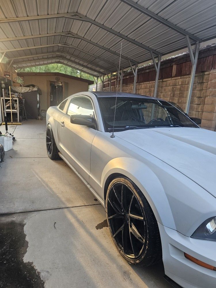 2006 Ford Mustang