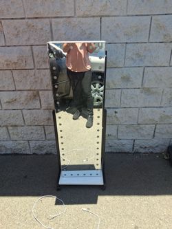Wardrobe mirror with jewlery closet