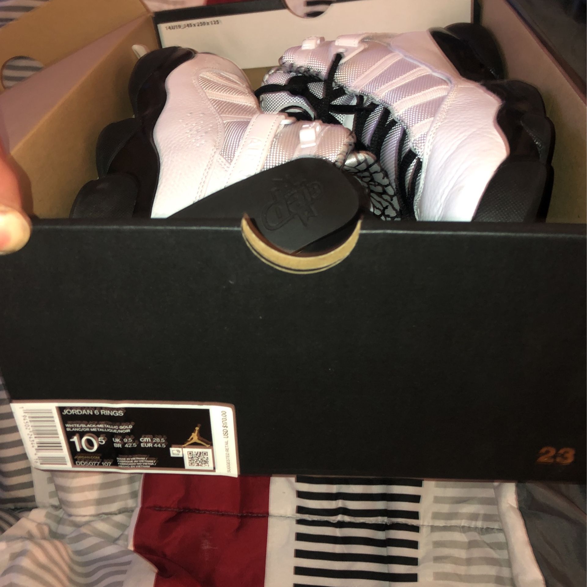 10.5 6 Rings 