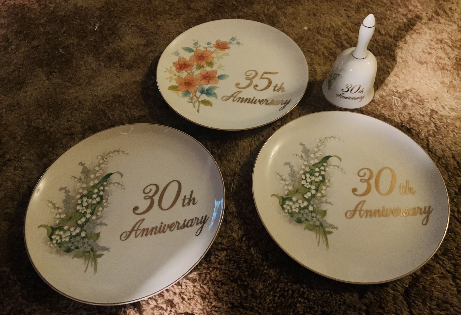 Vintage Anniversary Gifts.. Year Plates And A Bell By Papel From Japan