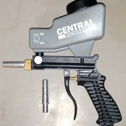 18oz. Portable Abrasive Blaster Gun Kit