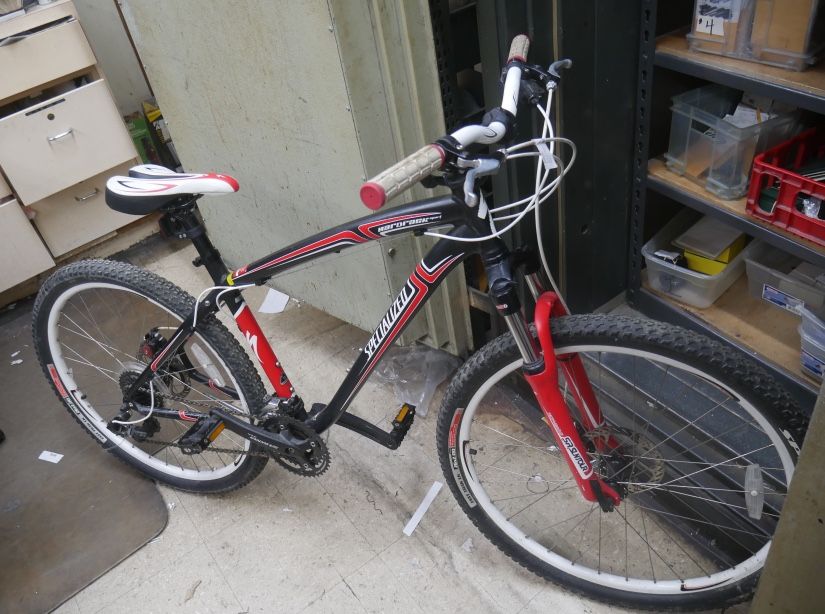 SPESIALIZED HARDROCK SPORT BICYCLE 17 INCH FRAME, SR SUNTOUR XCT-V2-MLO FRONT SHOCKS, SPECIALIZED FRONT AND REAR HUBS , SRAM SHIFTERS, SHIMANO ULTAS F