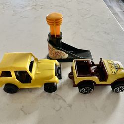 Vintage Jeep Toys
