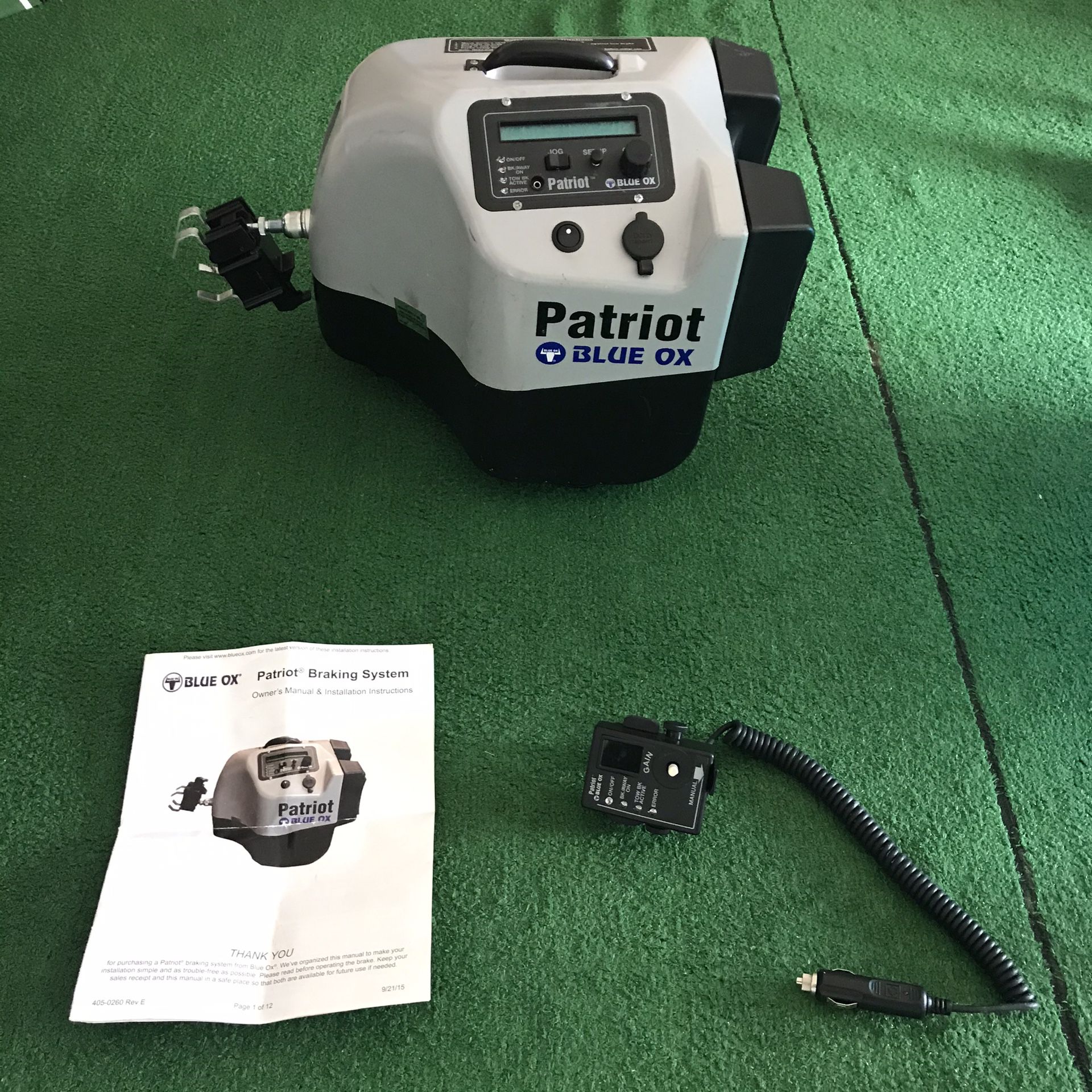 Photo Patriot Brake Assist System for Dingy Flat Towing