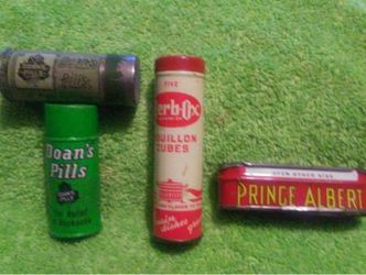 Vintage cans and salt and pepper set