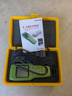 OBD2 Reader X-200 X200 Pro Automotive Code Reader Diagnostic Scan Tool for Oil Reset/Engine Oil Light Reset/EPB Brake Pad Reset/OBDII Engine Diagnosis