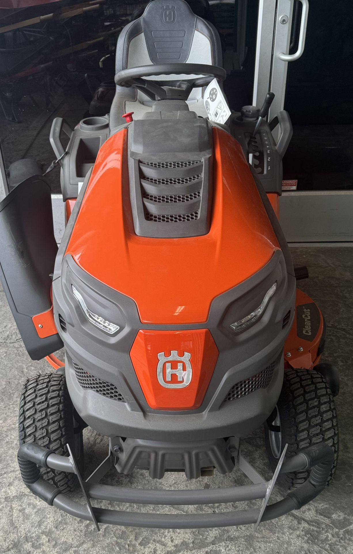 Husqvarna TS-242XD Riding Lawnmower