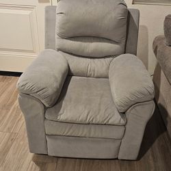 Jerome’s Recliner
