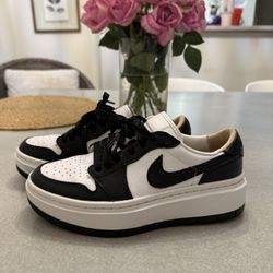 Jordan Pandas Women’s Shoes Size 6.5