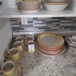 Antique Plate Collection 