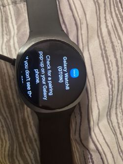 Samsung Galaxy Watch 8 Graphite UNLOCKED CELLULAR/BLUETOOTH/WIFI 44MM $185