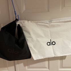 Alo Yoga Keep It Dry Fitness Bag