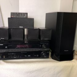 Pioneer Stereo With 5 Original Speakers Plus Woofer And Original Remote Control