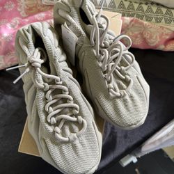 Yeezy 450 Brand New Authentic Size 8.5