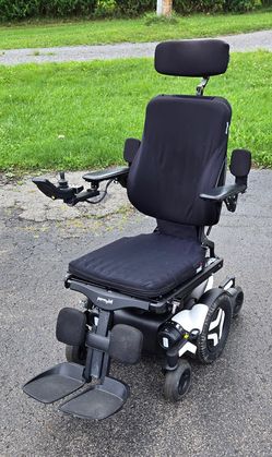 2023 Permobil M3 Corpus Power Wheelchair – Only 119 Miles – Excellent Condition