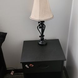 Nightstands With Lamps