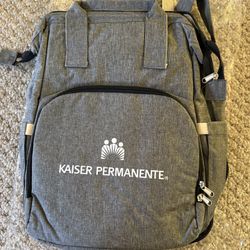 breastfeeding blanket 3-in-1 diaper bag backpack