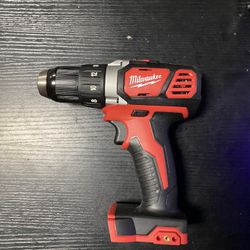 Milwaukee M18 Drill 