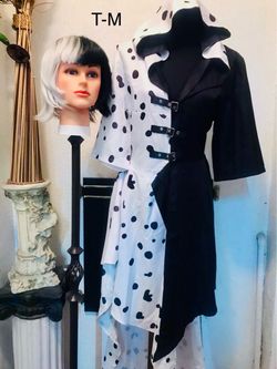 Cruella de Vil costume