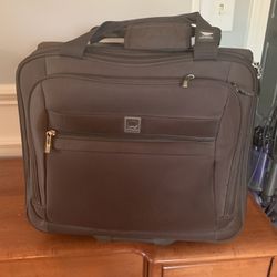 Rolling Luggage Carry On Bag