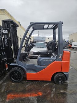 Toyota 8 Model forklifts 