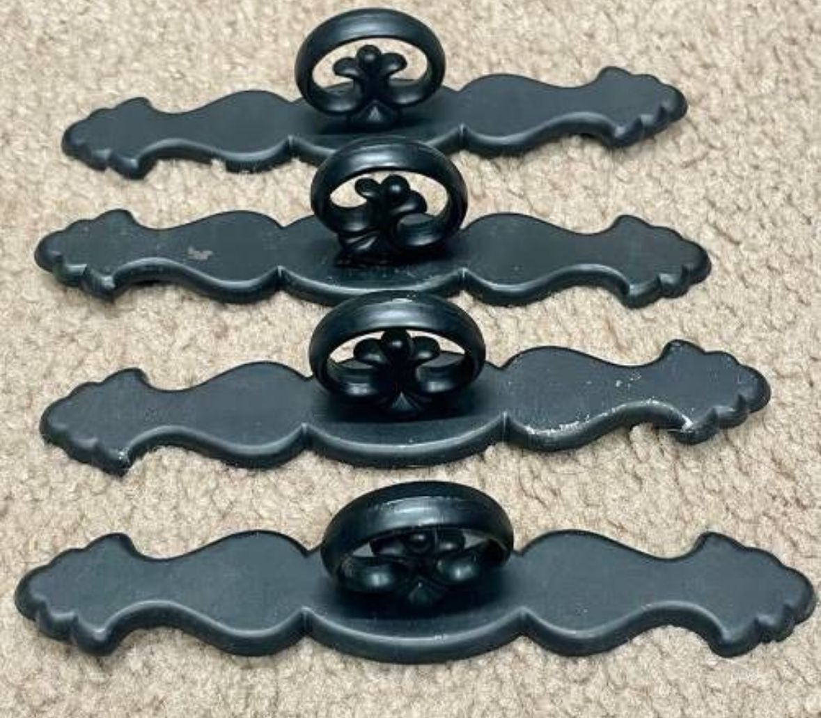 Vintage Set Of 4 Black Metal Drop Bail Pull Handles Knobs DIY Project