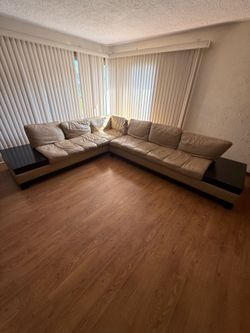 Sectional couch