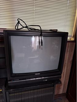 Toshiba crt tv 21” retro gaming