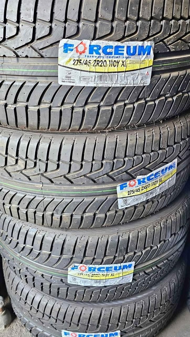 275 45 22 Tires New Set