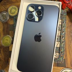 Iphone 15 pro max 512gb unlocked any carrier