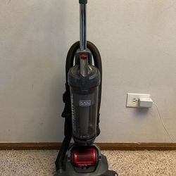 Vacuum Black And decker Air Swivel Upright 