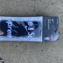 Supreme Nike NBA wristbands Black for Sale in Downey, CA - OfferUp