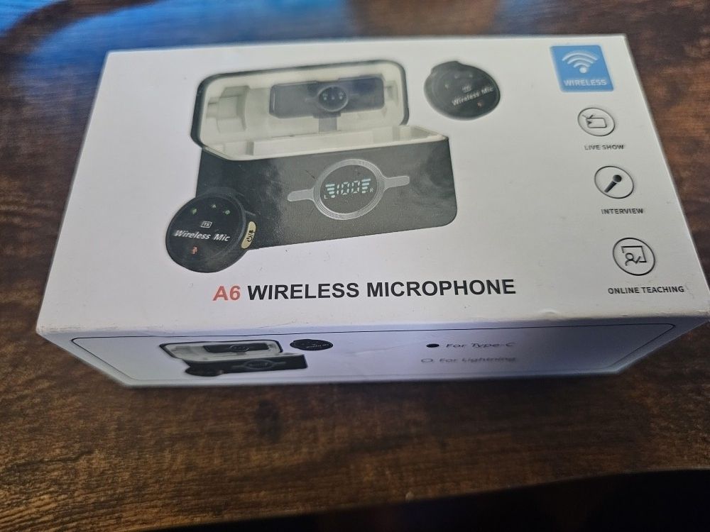 A6 Wireless Microphone Set