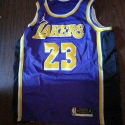 Lakers 23 Jersey 48 Only 21.00