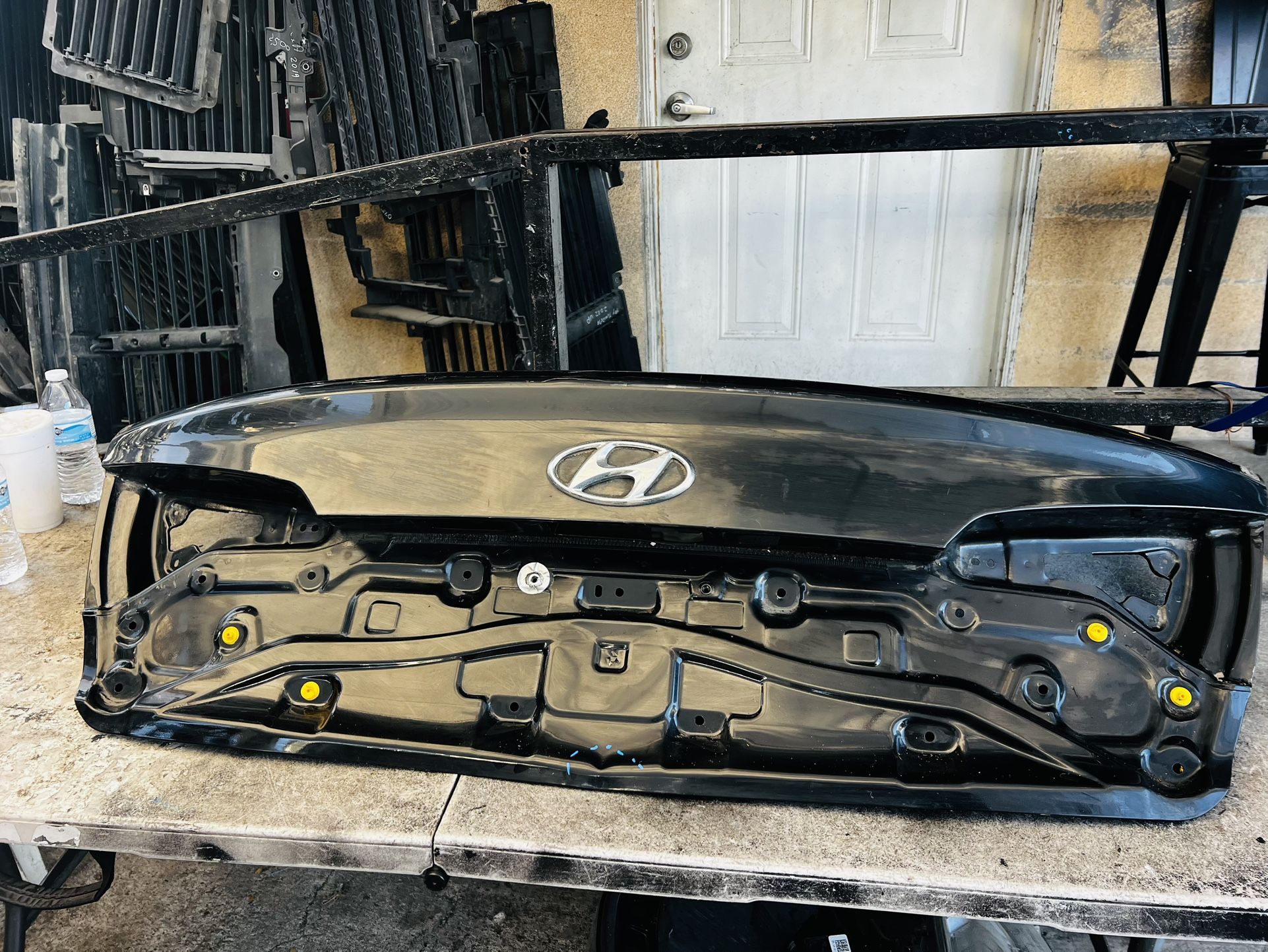 Hyundai Sonata 2015-2017 Trunk Lid Oem