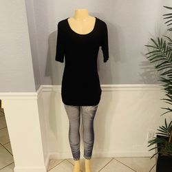 A Pea in the Pod Sz S Maternity Shirt