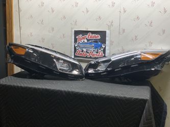 16-18 CHEVY MALIBU PAIR HALOGEN OEM HEADLIGHTS