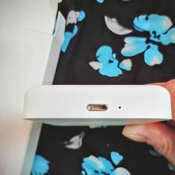 Apple White MagSafe Battery Pack