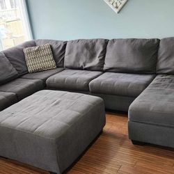 Sectional Couch Sofa on The Large Side *DELIVERY AVAILABLE*