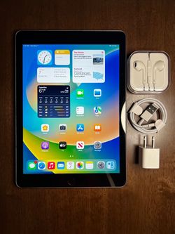 Apple iPad (5th Generation) 128GB, Wi-Fi, 9.7in - Space Grey ✅