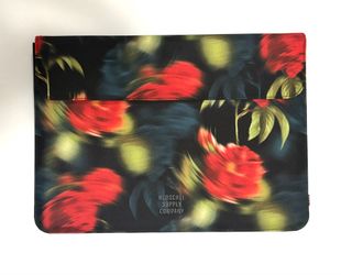 Herschel Supply company magnetic flap laptop sleeve in Blurry roses