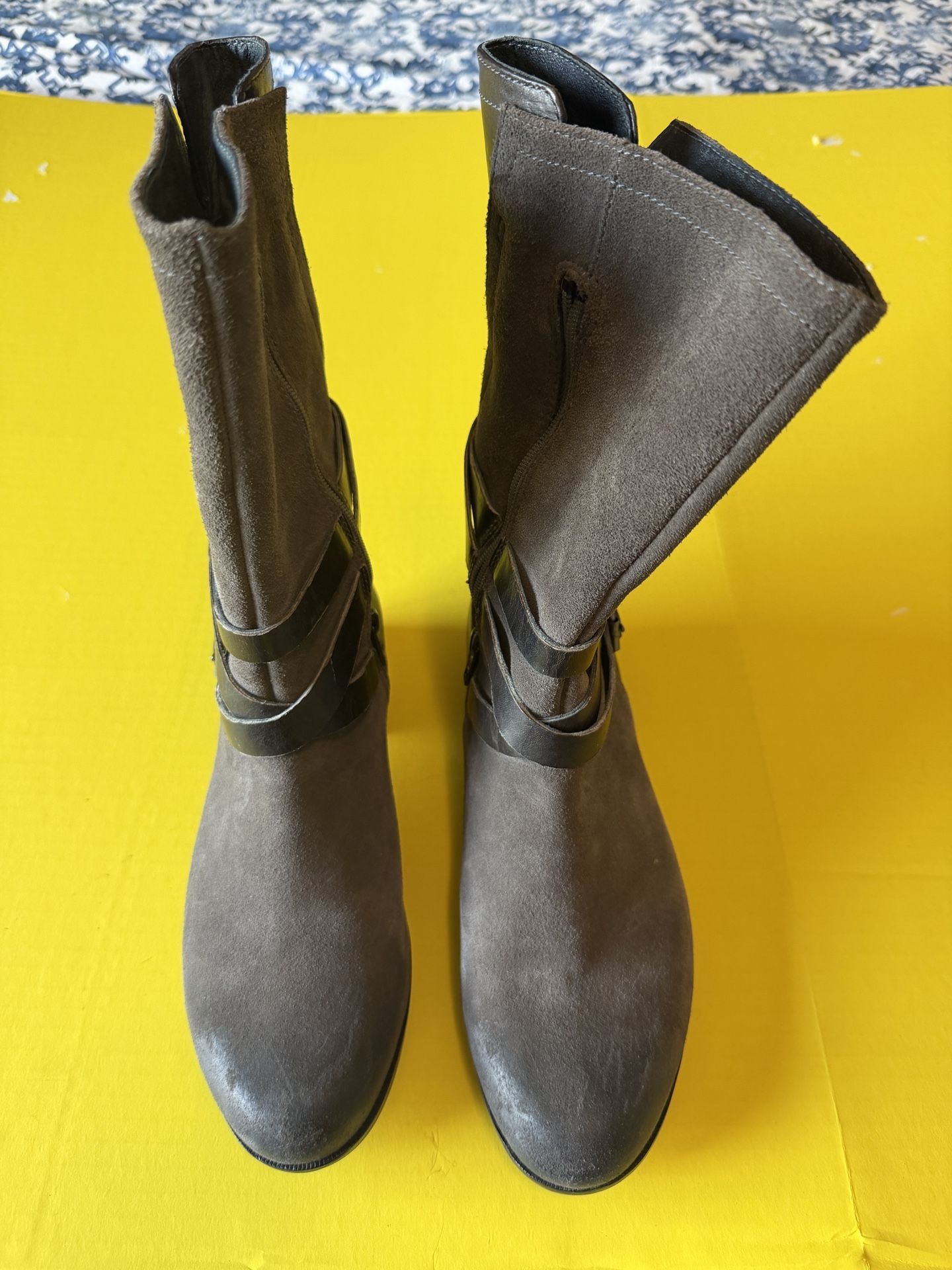 Ugg Deanna Boots Women’s Size 8